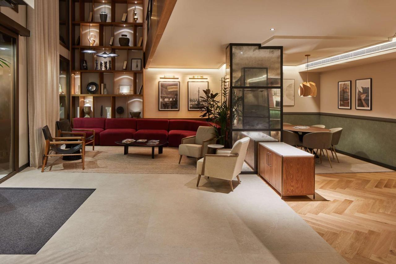Via Sants Hotel Barcelona, Tapestry Collection By Hilton Экстерьер фото